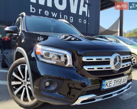 Черный Мерседес GLB-Class, объемом двигателя 1.99 л и пробегом 95 тыс. км за 29500 $, фото 4 на Automoto.ua