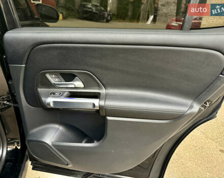 Мерседес GLB-Class 2021 в Ровно на Automoto.ua Черный Мерседес GLB-Class, объемом двигателя 2 л и пробегом 39 тыс. км за 30000 $, фото 19 на Automoto.ua