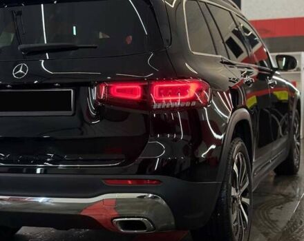 Чорний Мерседес GLB-Class, об'ємом двигуна 1.99 л та пробігом 65 тис. км за 33000 $, фото 7 на Automoto.ua