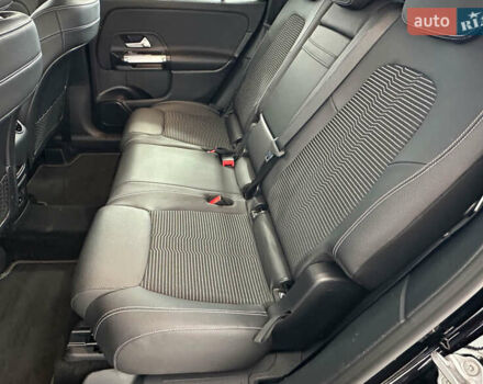 Черный Мерседес GLB-Class, объемом двигателя 1.95 л и пробегом 182 тыс. км за 32950 $, фото 11 на Automoto.ua