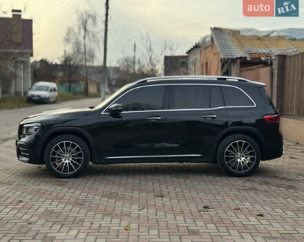 Черный Мерседес GLB-Class, объемом двигателя 1.99 л и пробегом 8 тыс. км за 43000 $, фото 4 на Automoto.ua