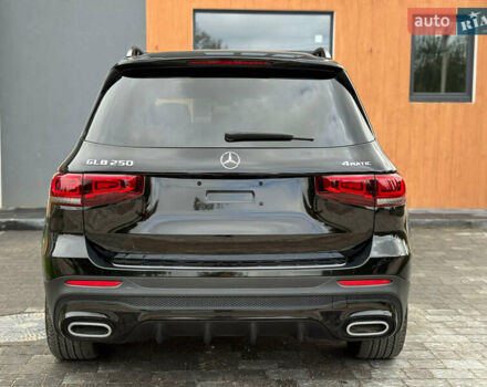 Черный Мерседес GLB-Class, объемом двигателя 2 л и пробегом 111 тыс. км за 31900 $, фото 4 на Automoto.ua