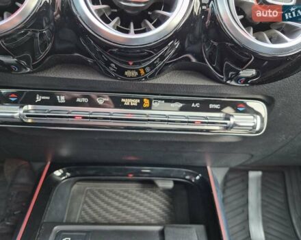 Мерседес GLB-Class 2022 у Полтаві на Automoto.ua Чорний Мерседес GLB-Class, об'ємом двигуна 1.99 л та пробігом 64 тис. км за 32400 $, фото 30 на Automoto.ua