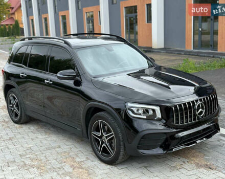 Черный Мерседес GLB-Class, объемом двигателя 2 л и пробегом 111 тыс. км за 31900 $, фото 7 на Automoto.ua
