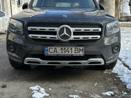 Мерседес GLB-Class 2020 у Черкасах на Automoto.ua Чорний Мерседес GLB-Class, об'ємом двигуна 1.99 л та пробігом 63 тис. км за 30900 $, фото 1 на Automoto.ua