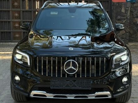 Чорний Мерседес GLB-Class, об'ємом двигуна 1.99 л та пробігом 117 тис. км за 27700 $, фото 1 на Automoto.ua