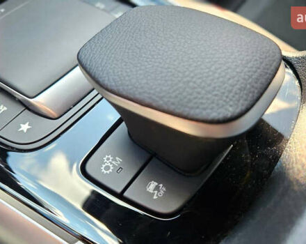 Червоний Мерседес GLB-Class, об'ємом двигуна 1.99 л та пробігом 24 тис. км за 77000 $, фото 64 на Automoto.ua