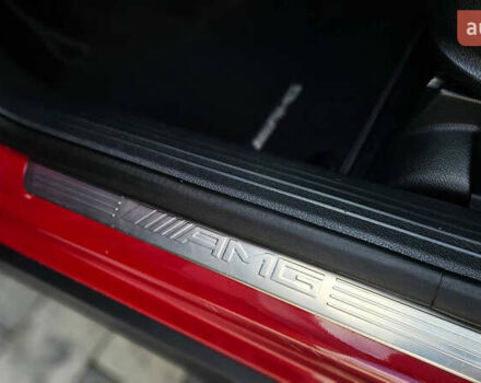 Червоний Мерседес GLB-Class, об'ємом двигуна 1.99 л та пробігом 24 тис. км за 77000 $, фото 72 на Automoto.ua