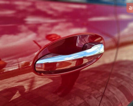 Червоний Мерседес GLB-Class, об'ємом двигуна 1.99 л та пробігом 24 тис. км за 77000 $, фото 61 на Automoto.ua