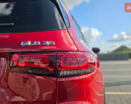 Червоний Мерседес GLB-Class, об'ємом двигуна 1.99 л та пробігом 24 тис. км за 77000 $, фото 35 на Automoto.ua