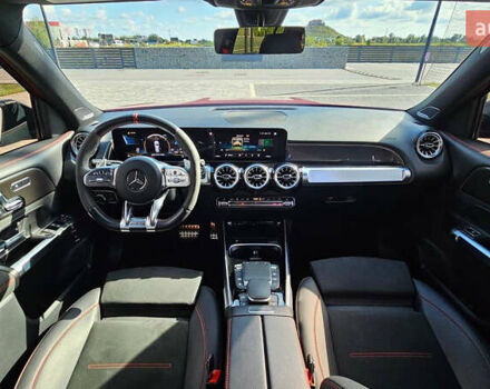 Червоний Мерседес GLB-Class, об'ємом двигуна 1.99 л та пробігом 24 тис. км за 77000 $, фото 38 на Automoto.ua