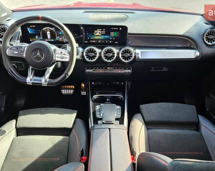 Червоний Мерседес GLB-Class, об'ємом двигуна 1.99 л та пробігом 24 тис. км за 77000 $, фото 45 на Automoto.ua