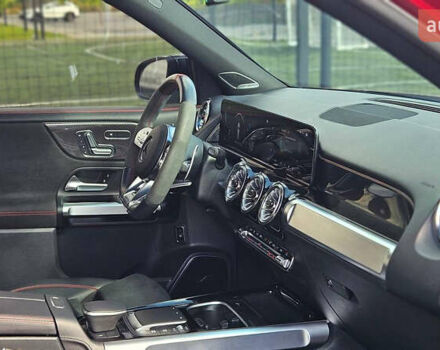 Червоний Мерседес GLB-Class, об'ємом двигуна 1.99 л та пробігом 24 тис. км за 77000 $, фото 55 на Automoto.ua