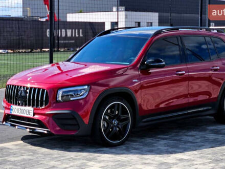 Червоний Мерседес GLB-Class, об'ємом двигуна 1.99 л та пробігом 24 тис. км за 77000 $, фото 1 на Automoto.ua