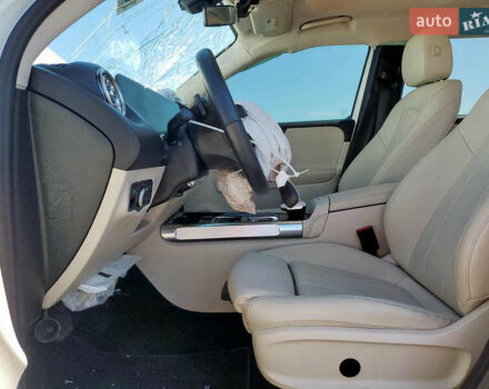 Мерседес GLB-Class, об'ємом двигуна 0 л та пробігом 118 тис. км за 18500 $, фото 8 на Automoto.ua