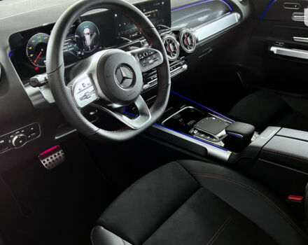 купити нове авто Мерседес GLB-Class 2022 року від офіційного дилера Mercedes-Benz "ВОЛИНЬ-АВТО" Мерседес фото