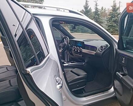 Серый Мерседес GLB-Class, объемом двигателя 2 л и пробегом 84 тыс. км за 31700 $, фото 111 на Automoto.ua