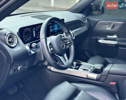 Серый Мерседес GLB-Class, объемом двигателя 1.99 л и пробегом 74 тыс. км за 27950 $, фото 9 на Automoto.ua