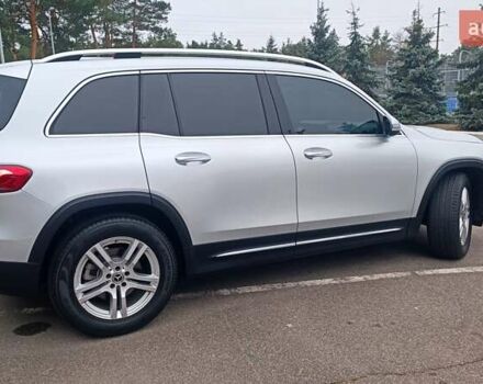 Серый Мерседес GLB-Class, объемом двигателя 2 л и пробегом 84 тыс. км за 31700 $, фото 82 на Automoto.ua
