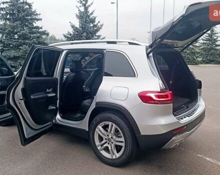 Серый Мерседес GLB-Class, объемом двигателя 2 л и пробегом 84 тыс. км за 31700 $, фото 106 на Automoto.ua