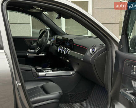 Серый Мерседес GLB-Class, объемом двигателя 1.99 л и пробегом 75 тыс. км за 28900 $, фото 9 на Automoto.ua