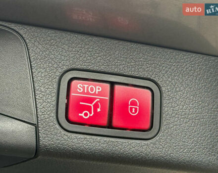 Серый Мерседес GLB-Class, объемом двигателя 1.99 л и пробегом 75 тыс. км за 28900 $, фото 26 на Automoto.ua