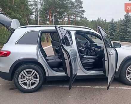 Серый Мерседес GLB-Class, объемом двигателя 2 л и пробегом 84 тыс. км за 31700 $, фото 109 на Automoto.ua