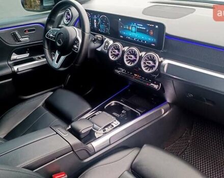 Серый Мерседес GLB-Class, объемом двигателя 2 л и пробегом 84 тыс. км за 31700 $, фото 91 на Automoto.ua