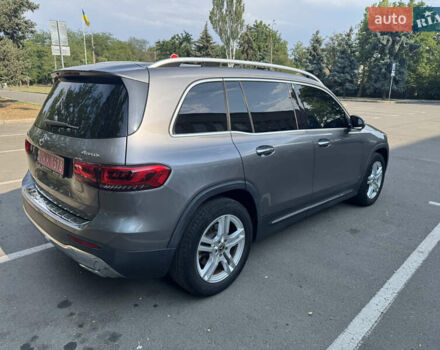 Серый Мерседес GLB-Class, объемом двигателя 1.99 л и пробегом 74 тыс. км за 27950 $, фото 4 на Automoto.ua