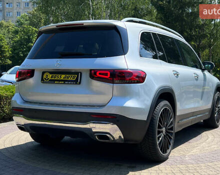 Серый Мерседес GLB-Class, объемом двигателя 2 л и пробегом 21 тыс. км за 33900 $, фото 6 на Automoto.ua