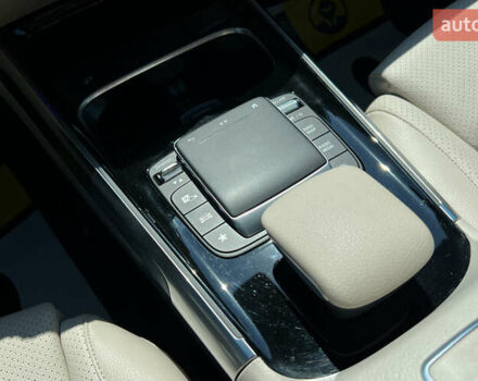 Серый Мерседес GLB-Class, объемом двигателя 2 л и пробегом 21 тыс. км за 33900 $, фото 16 на Automoto.ua