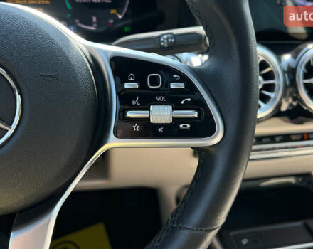 Серый Мерседес GLB-Class, объемом двигателя 2 л и пробегом 21 тыс. км за 33900 $, фото 25 на Automoto.ua