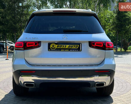 Серый Мерседес GLB-Class, объемом двигателя 2 л и пробегом 21 тыс. км за 33900 $, фото 5 на Automoto.ua