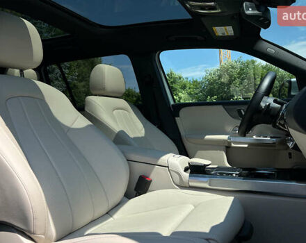 Серый Мерседес GLB-Class, объемом двигателя 2 л и пробегом 21 тыс. км за 33900 $, фото 8 на Automoto.ua