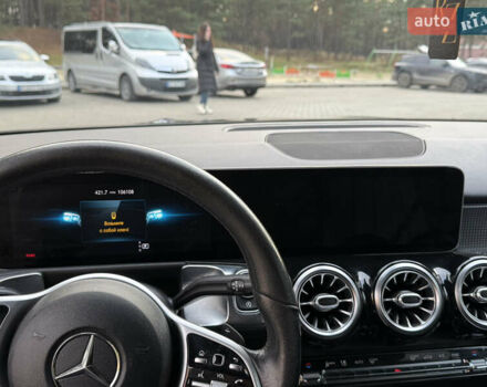 Сірий Мерседес GLB-Class, об'ємом двигуна 1.99 л та пробігом 170 тис. км за 23500 $, фото 12 на Automoto.ua