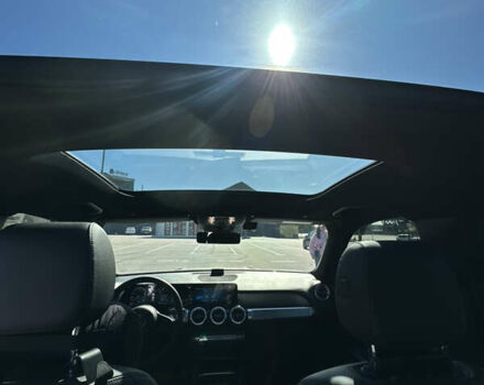 Серый Мерседес GLB-Class, объемом двигателя 1.95 л и пробегом 27 тыс. км за 37500 $, фото 18 на Automoto.ua