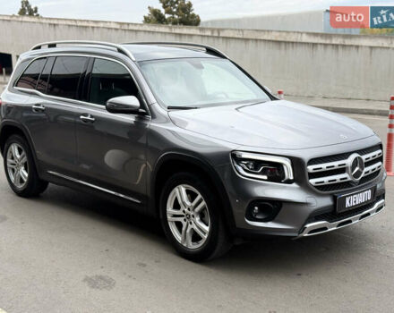 Сірий Мерседес GLB-Class, об'ємом двигуна 1.99 л та пробігом 29 тис. км за 35000 $, фото 2 на Automoto.ua