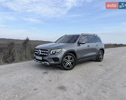 Серый Мерседес GLB-Class, объемом двигателя 1.95 л и пробегом 170 тыс. км за 30400 $, фото 1 на Automoto.ua