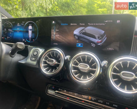 Серый Мерседес GLB-Class, объемом двигателя 1.99 л и пробегом 27 тыс. км за 37999 $, фото 49 на Automoto.ua