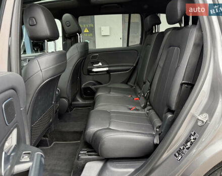 Сірий Мерседес GLB-Class, об'ємом двигуна 1.99 л та пробігом 29 тис. км за 35000 $, фото 11 на Automoto.ua