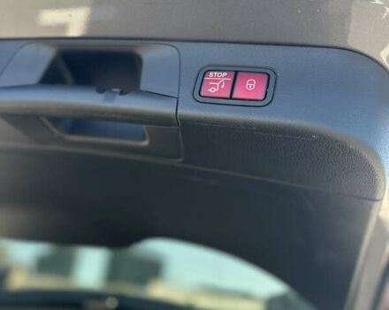 Серый Мерседес GLB-Class, объемом двигателя 1.95 л и пробегом 27 тыс. км за 37500 $, фото 14 на Automoto.ua