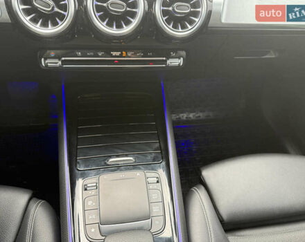 Серый Мерседес GLB-Class, объемом двигателя 1.95 л и пробегом 170 тыс. км за 30400 $, фото 17 на Automoto.ua