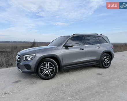 Серый Мерседес GLB-Class, объемом двигателя 1.95 л и пробегом 170 тыс. км за 30400 $, фото 3 на Automoto.ua