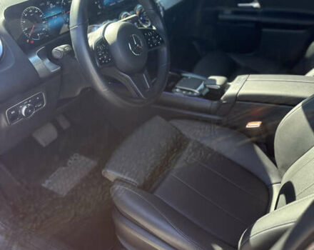 Серый Мерседес GLB-Class, объемом двигателя 1.95 л и пробегом 27 тыс. км за 37500 $, фото 16 на Automoto.ua