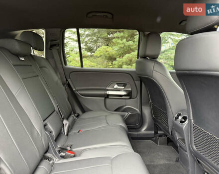 Сірий Мерседес GLB-Class, об'ємом двигуна 2 л та пробігом 32 тис. км за 37000 $, фото 6 на Automoto.ua