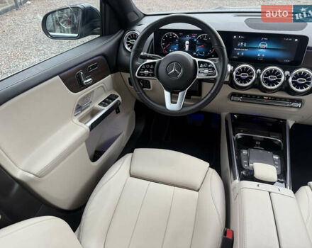 Синій Мерседес GLB-Class, об'ємом двигуна 1.99 л та пробігом 98 тис. км за 27000 $, фото 55 на Automoto.ua