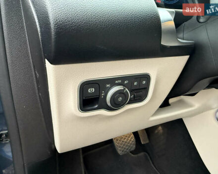 Синій Мерседес GLB-Class, об'ємом двигуна 1.99 л та пробігом 98 тис. км за 27000 $, фото 37 на Automoto.ua