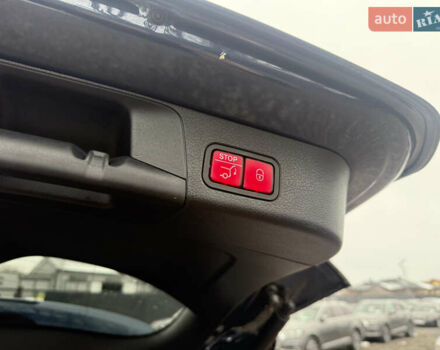 Синій Мерседес GLB-Class, об'ємом двигуна 1.99 л та пробігом 98 тис. км за 27000 $, фото 20 на Automoto.ua