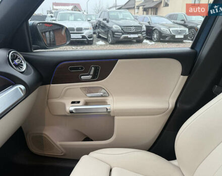 Синій Мерседес GLB-Class, об'ємом двигуна 1.99 л та пробігом 98 тис. км за 27000 $, фото 45 на Automoto.ua