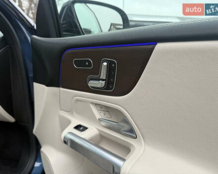 Синій Мерседес GLB-Class, об'ємом двигуна 1.99 л та пробігом 98 тис. км за 27000 $, фото 62 на Automoto.ua